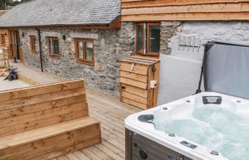 Rhianwen, Plas Moelfre Hall Barns Holiday Cottage