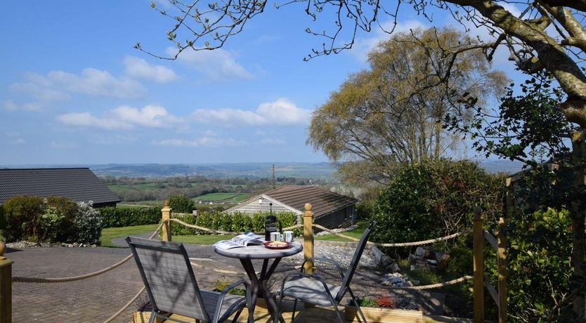 Photo of 1 Bed in Axminster