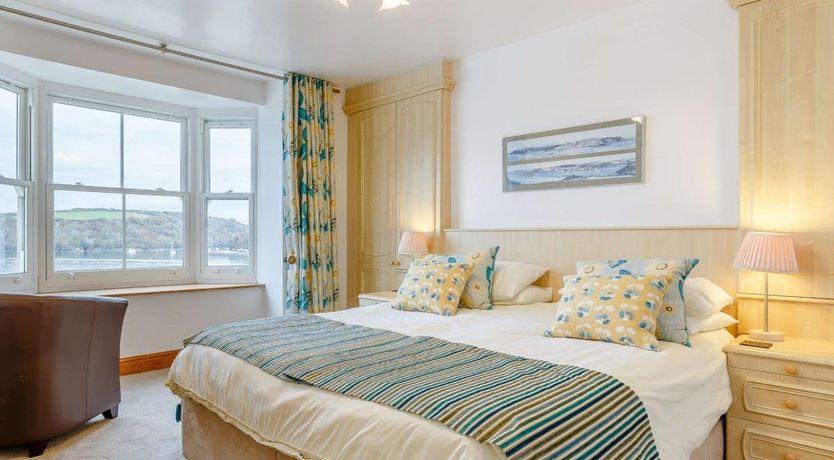 Photo of 3 Bed in Polruan