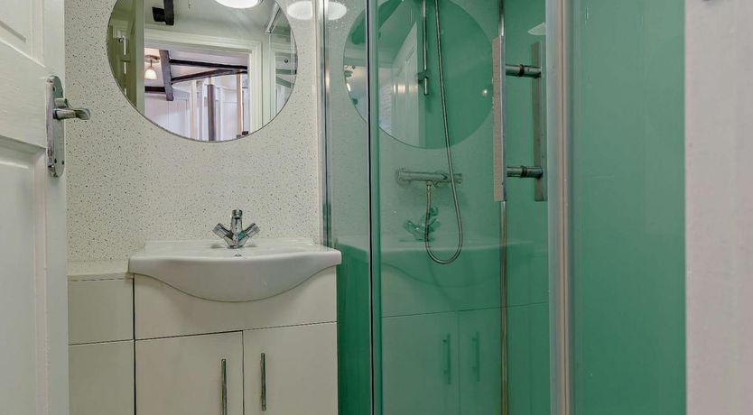 Photo of 2 Bed in Polruan