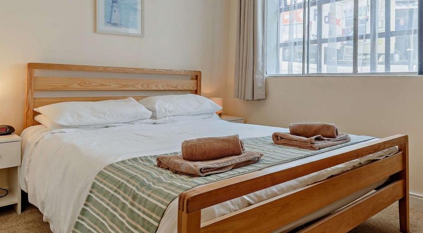 Photo of 2 Bed in Polruan