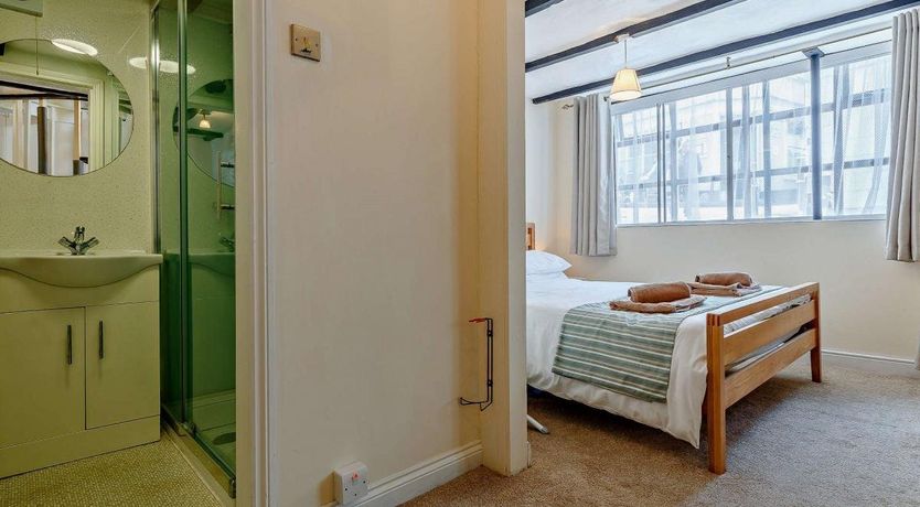 Photo of 2 Bed in Polruan