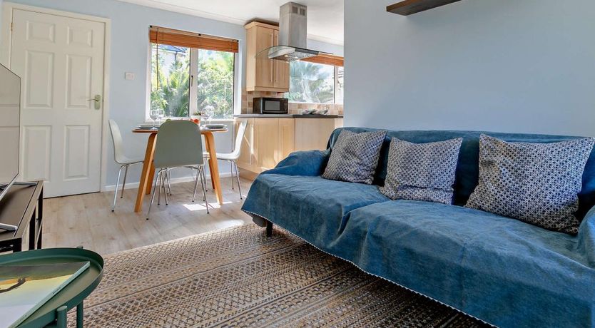 Photo of 2 Bed in Porth