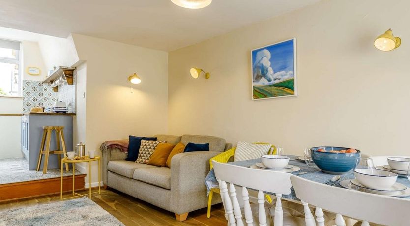 Photo of 2 Bed in Polruan