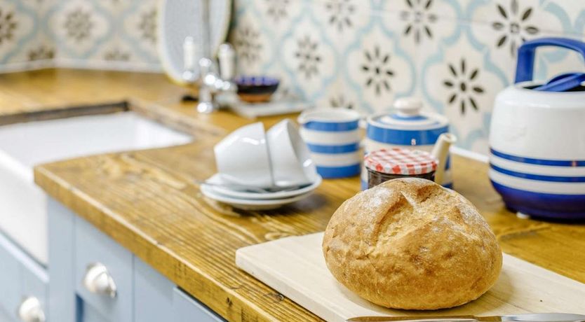 Photo of 2 Bed in Polruan