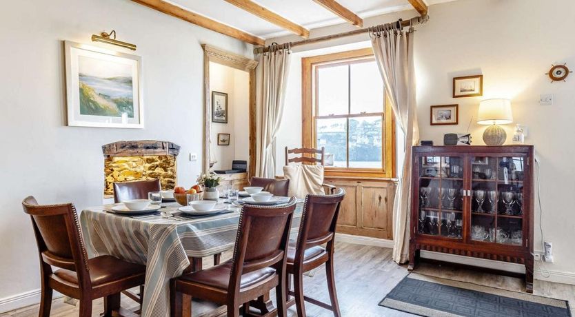 Photo of 4 Bed in Polruan