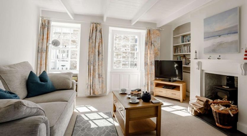 Photo of 2 Bed in Polruan