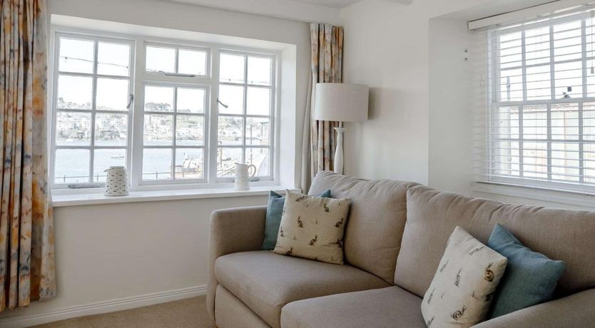 Photo of 2 Bed in Polruan