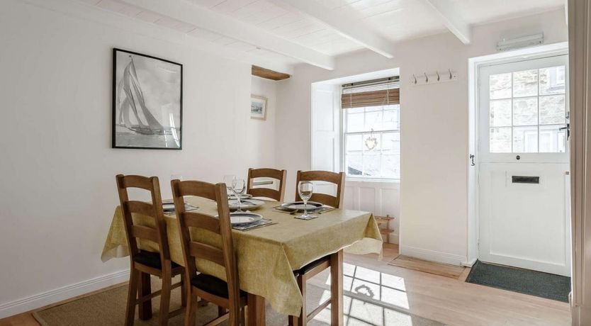 Photo of 2 Bed in Polruan