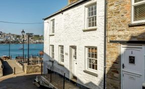 Photo of in Polruan (PC013)