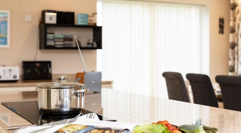 Photo of 4 Bed in Polruan