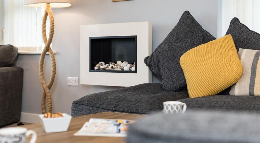 Photo of 4 Bed in Polruan