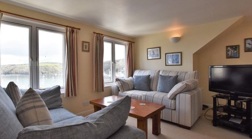 Photo of 3 Bed in Polruan