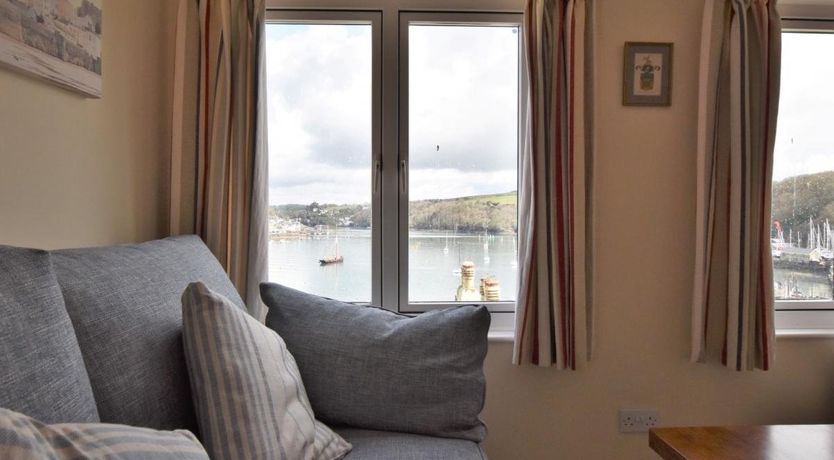 Photo of 3 Bed in Polruan