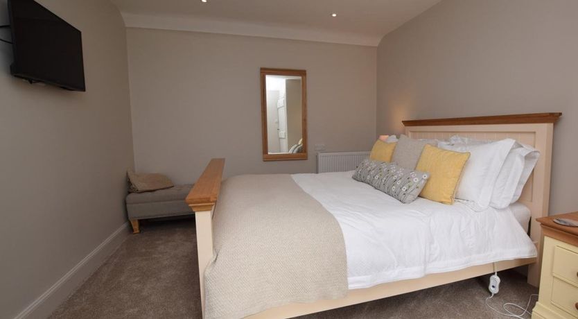 Photo of 1 Bed in West Linton