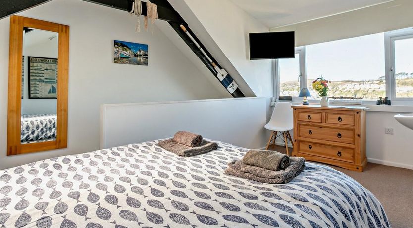 Photo of 2 Bed in Polruan