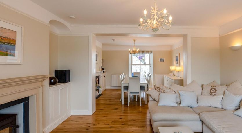 Photo of 4 Bed in Polruan