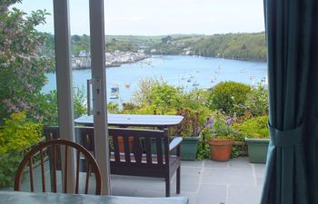 in Polruan (PC052) Holiday Cottage