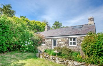 Conion Ganol Holiday Cottage