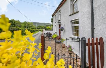 Y Bwthyn Holiday Cottage