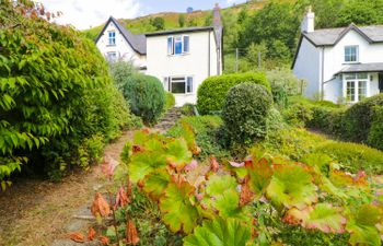 Swn Y Coed Holiday Cottage