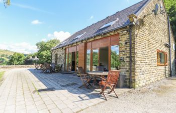 Hove Wood View Holiday Cottage