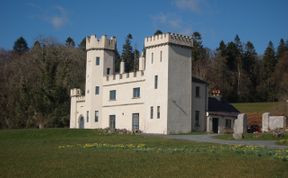 Photo of Country Castle.  