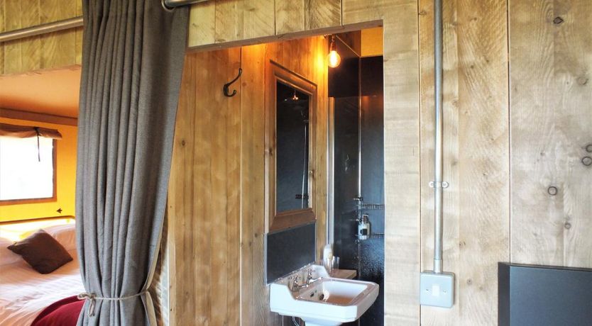 Photo of 1 Bed in London Apprentice