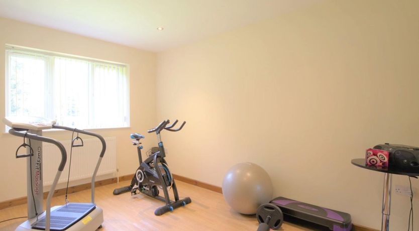 Photo of 1 Bed in Ebbw Vale