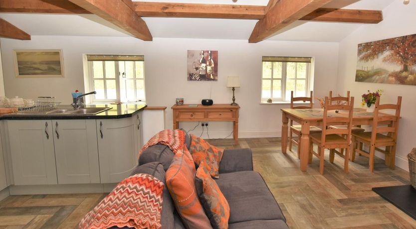 Photo of 2 Bed in Saltash