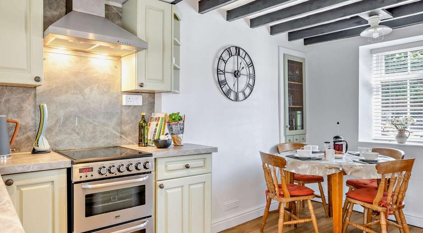 Photo of 3 Bed in Pwllheli