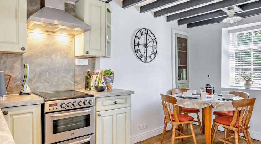 Photo of 3 Bed in Nefyn