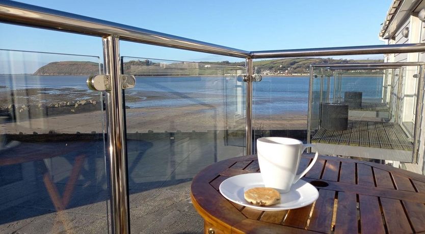 Photo of 3 Bed in Ferryside