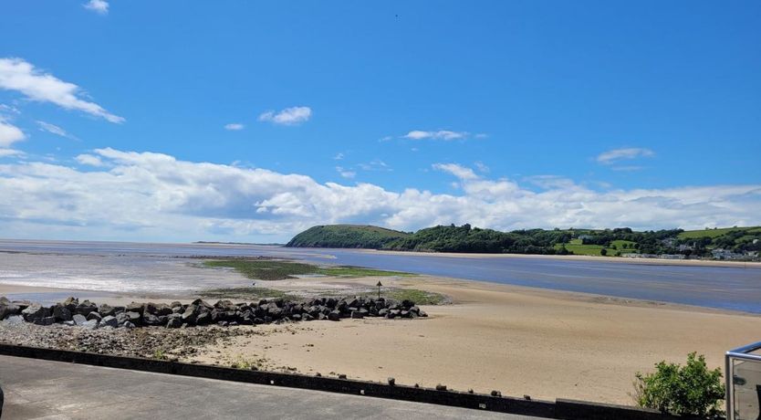 Photo of 3 Bed in Ferryside