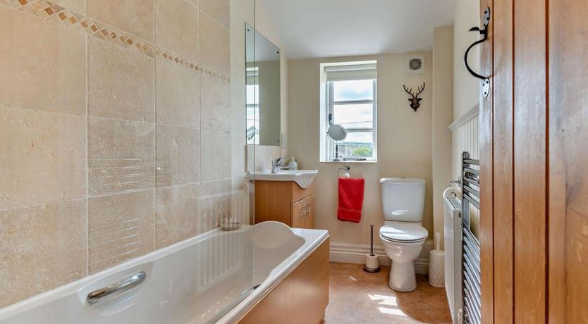 Photo of 2 Bed in Bourton-on-the-Water