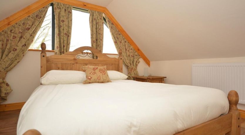 Photo of 7 Bed in Narberth