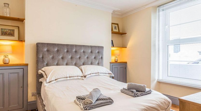 Photo of 3 Bed in Brixham