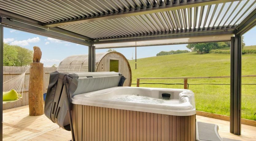 Photo of 1 Bed in Abergavenny