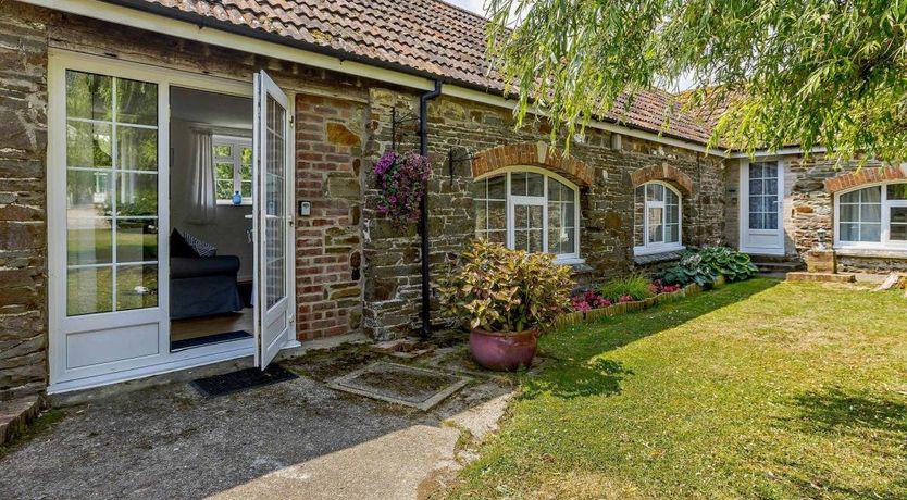 Photo of 2 Bed in Westward Ho