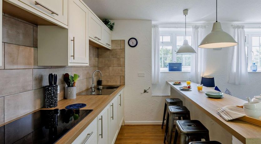 Photo of 2 Bed in Westward Ho