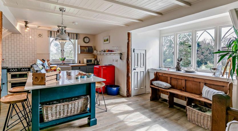 Photo of 3 Bed in Woodford