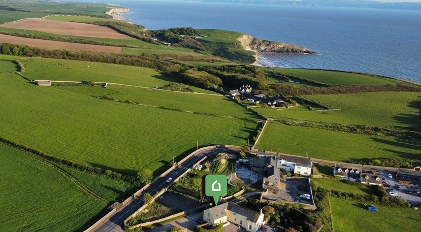 Photo of in Southerndown (57715)