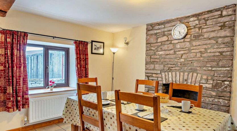 Photo of 2 Bed in Crickhowell