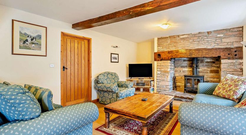 Photo of 2 Bed in Crickhowell