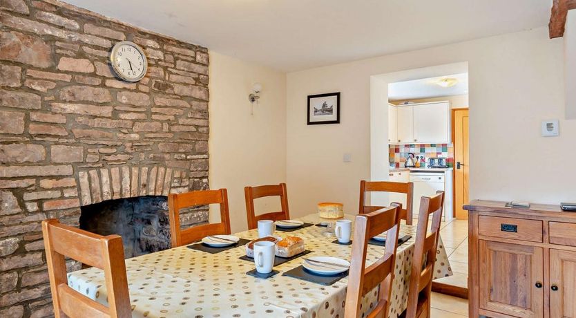 Photo of 2 Bed in Cwmdu