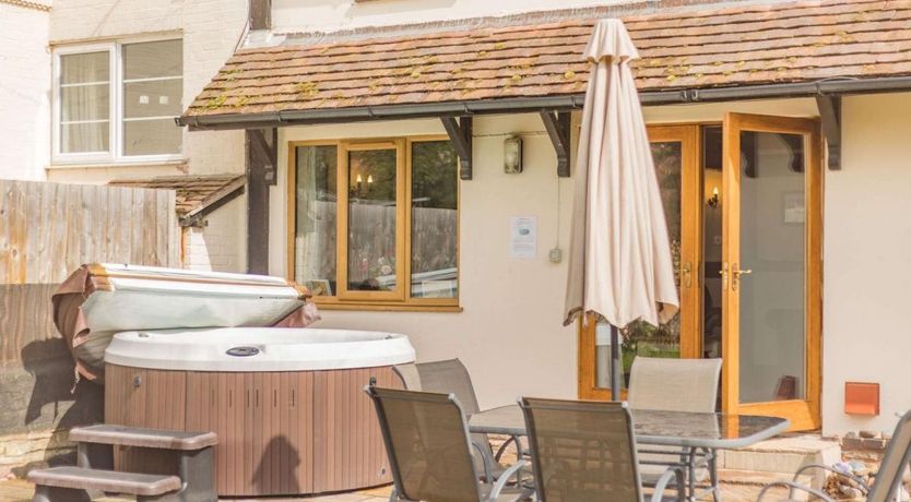 Photo of 3 Bed in Clifton-on-Teme