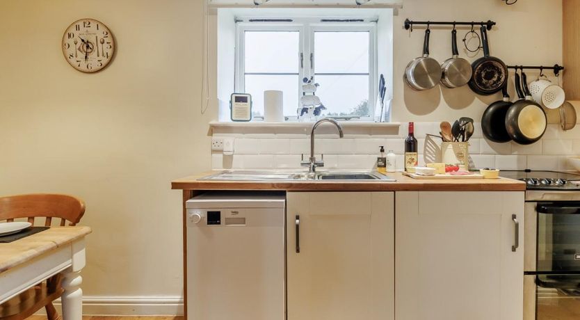 Photo of 2 Bed in Llandefalle