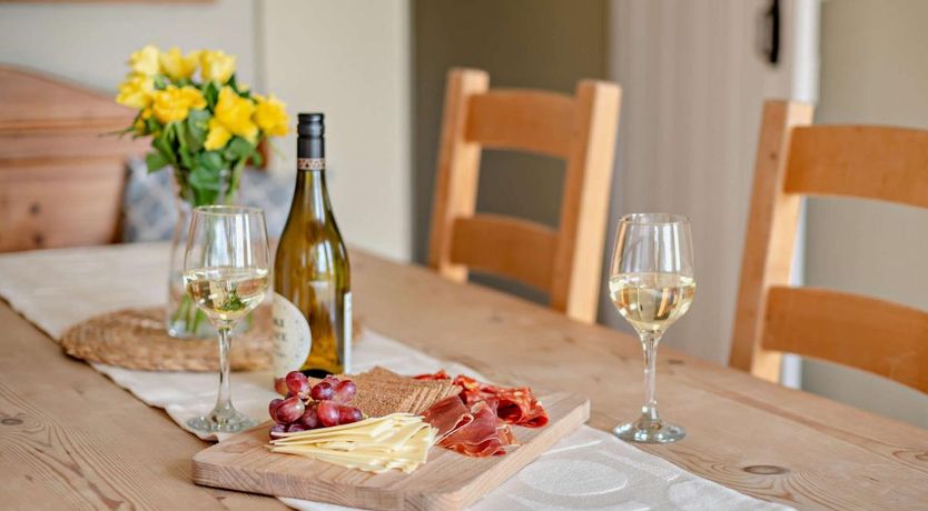 Photo of 2 Bed in Long Bredy