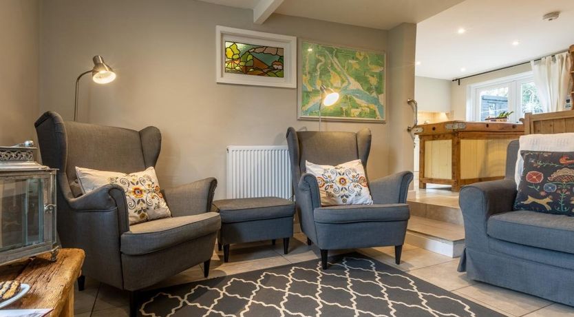 Photo of 2 Bed in Sway