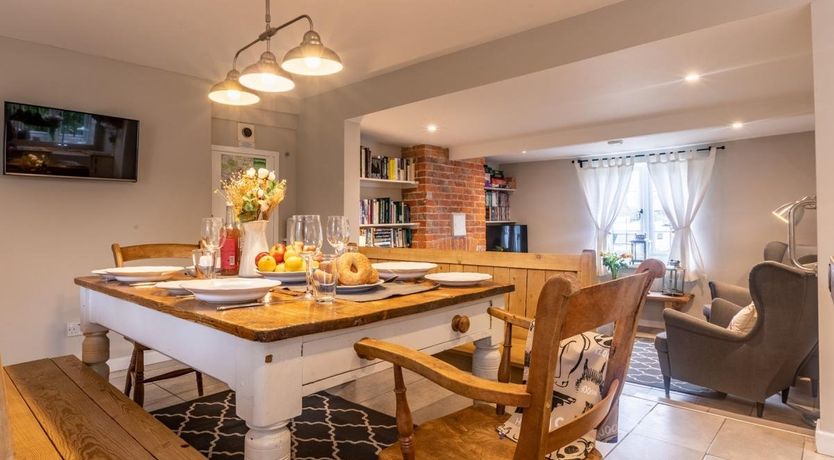 Photo of 2 Bed in Sway